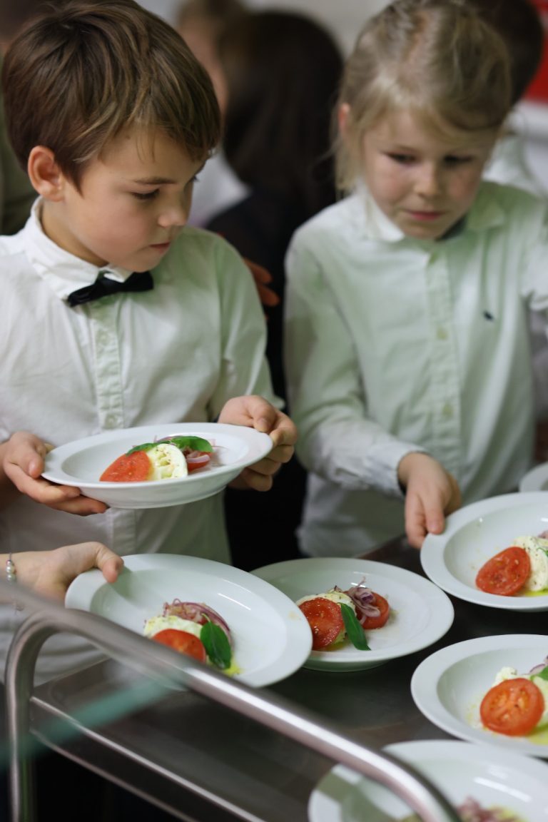 WhatsApp Image 2025-12-14 at 22.08.20